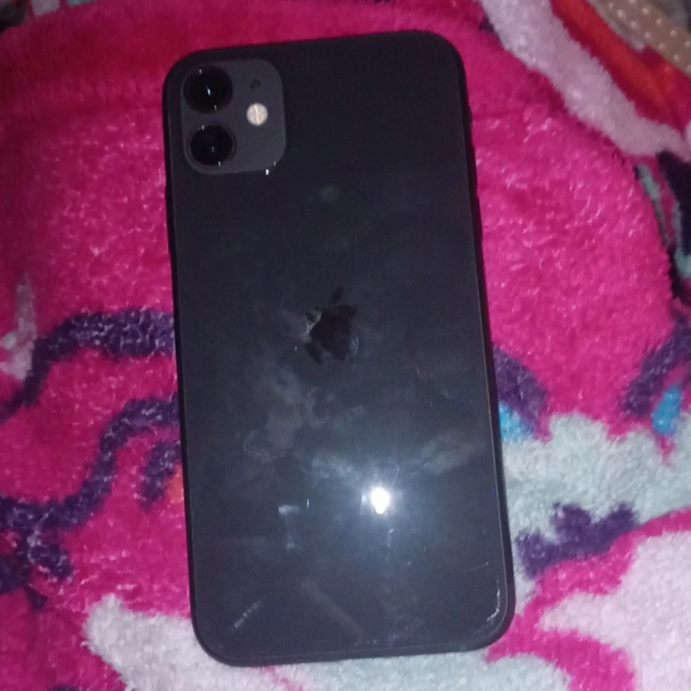 Black iPhone 11
